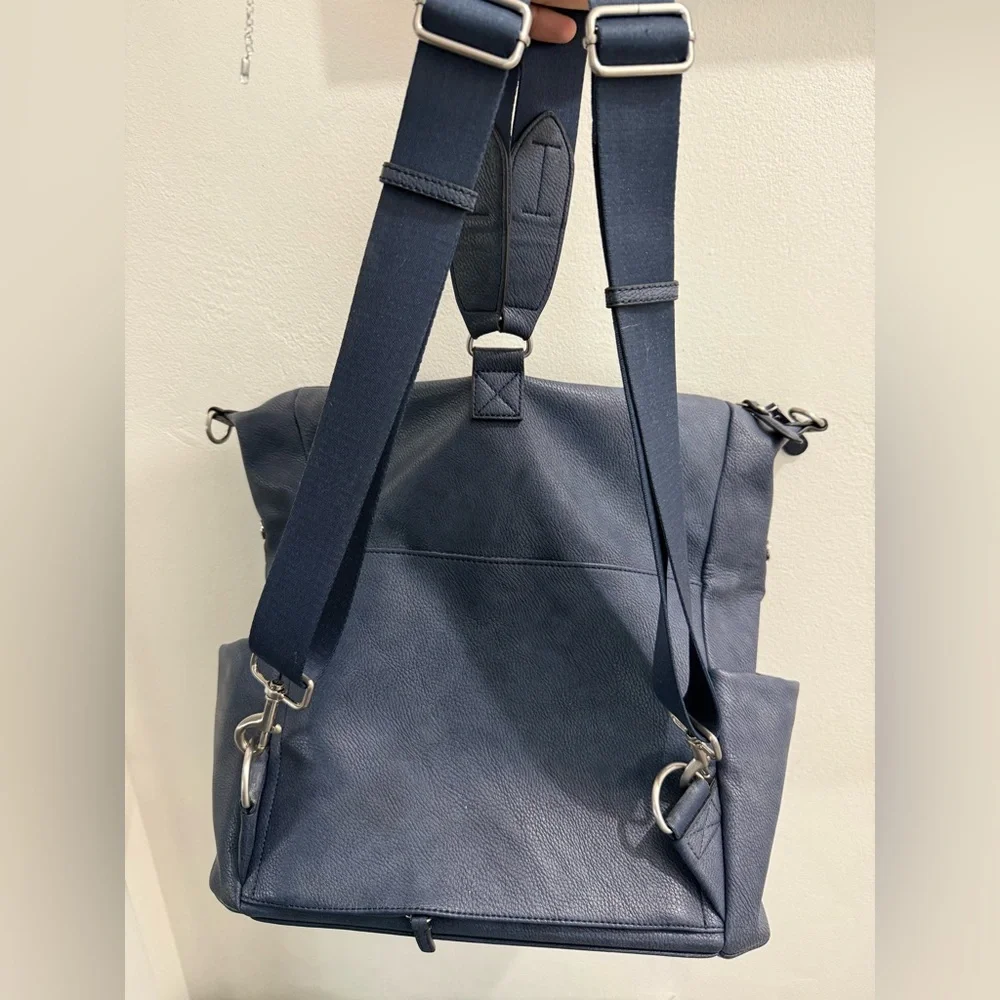Twelvelittle Navy Women's Baby Bag Backpack Vegan Leather EUC